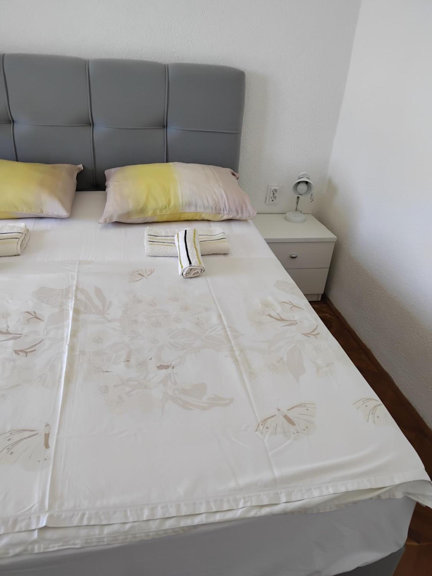Rooms Anela With Large Common Tarrace And Beautiful Sea View Дубровник Екстер'єр фото