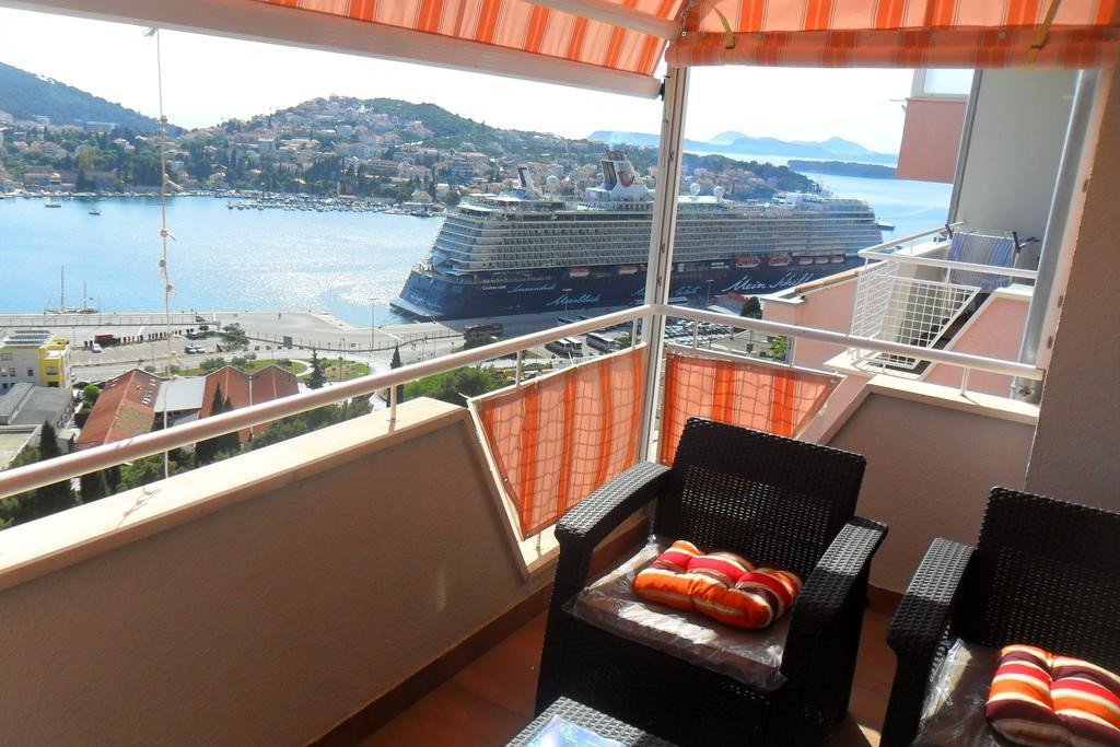 Rooms Anela With Large Common Tarrace And Beautiful Sea View Дубровник Екстер'єр фото