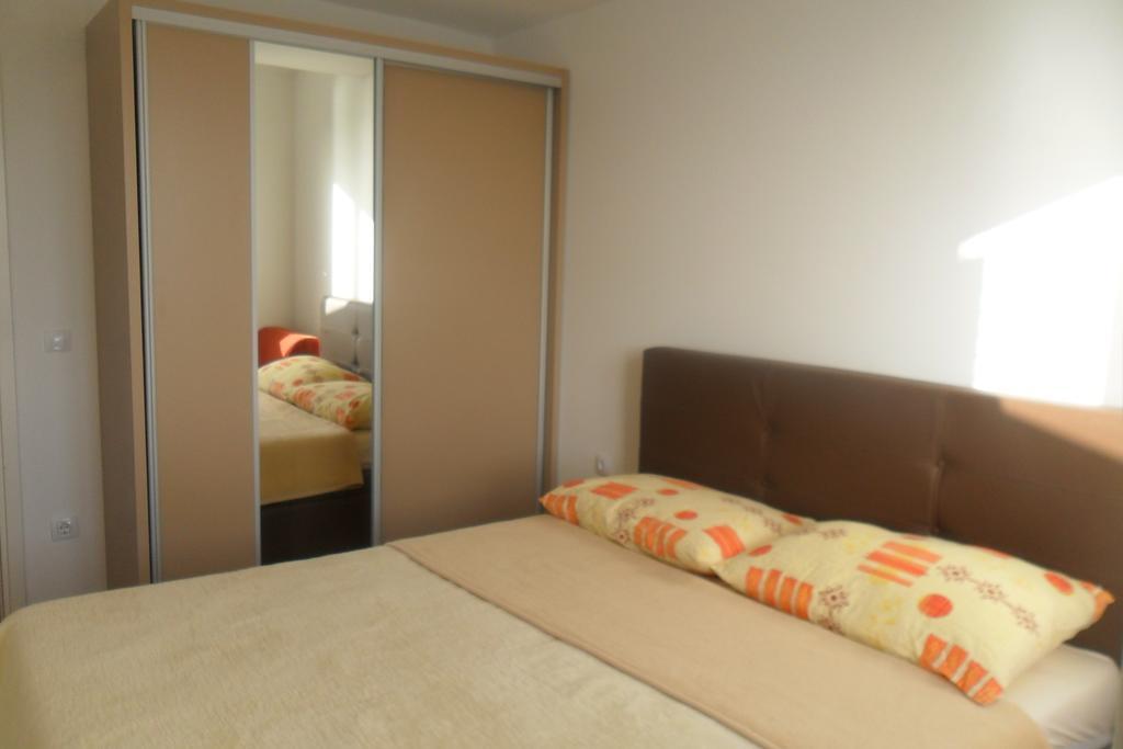 Rooms Anela With Large Common Tarrace And Beautiful Sea View Дубровник Номер фото